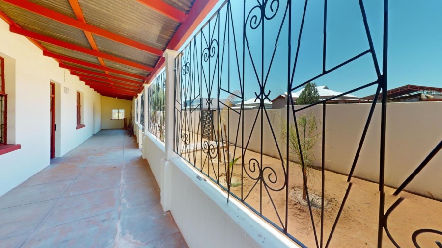 4 Bedroom Property for Sale in Upington Northern Cape
